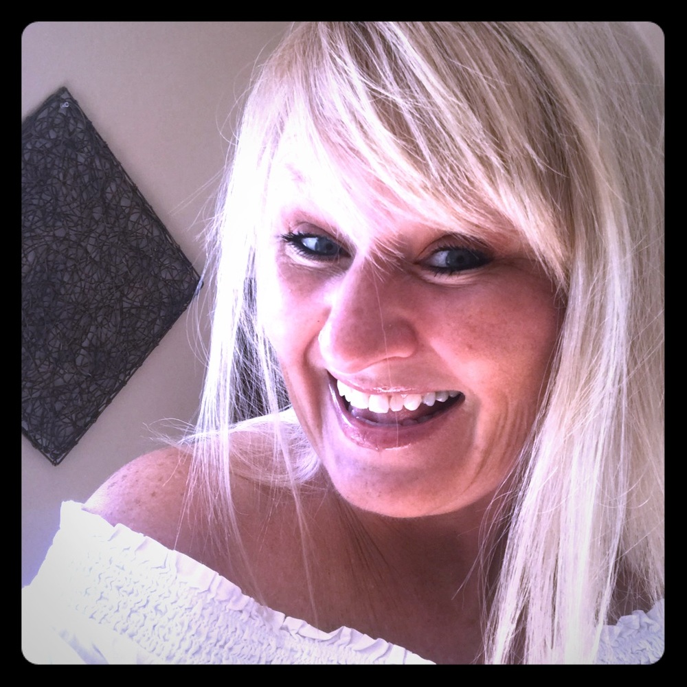 Hi! I’m Jules-bundle 2 or more and get 25% off